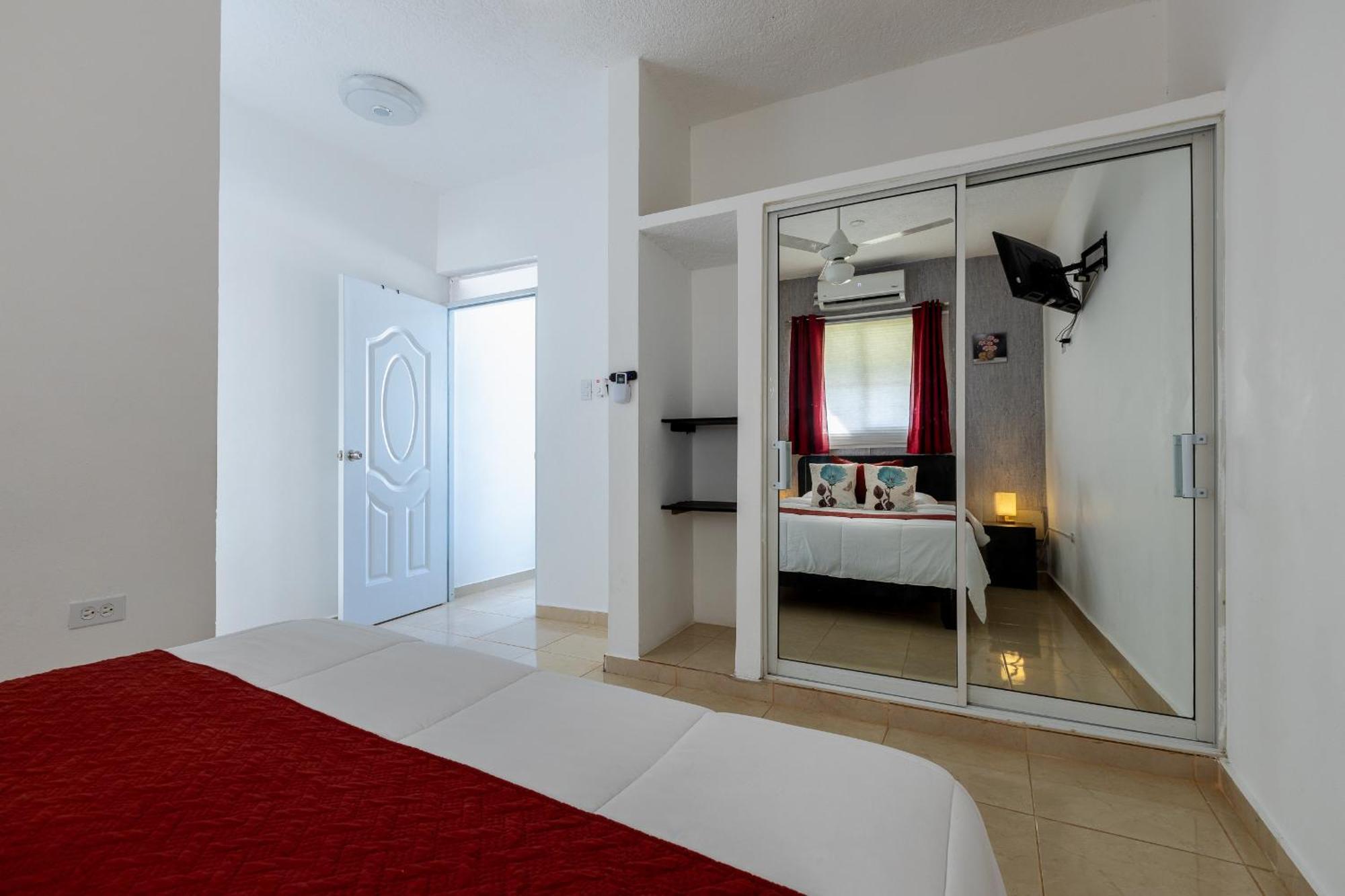Edma Apartahotel Samana Exterior foto